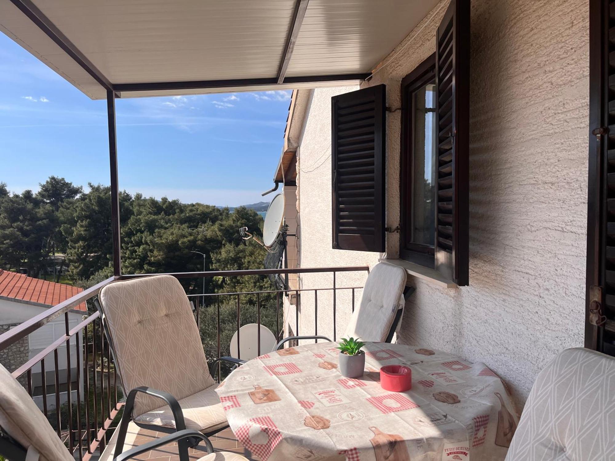 Apartments Villa Mirella 20 M From The Sea - Free Parking 特罗吉尔 外观 照片