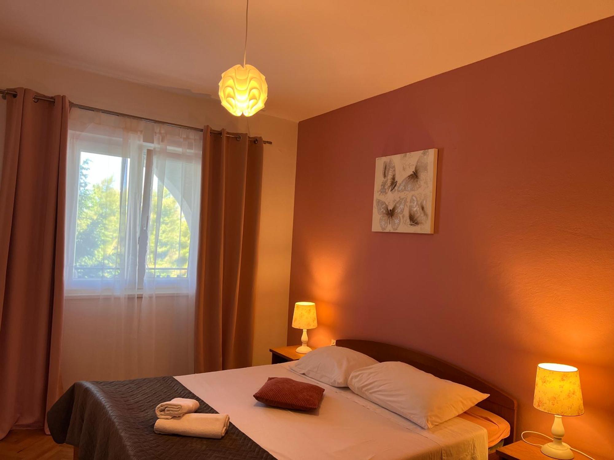 Apartments Villa Mirella 20 M From The Sea - Free Parking 特罗吉尔 外观 照片